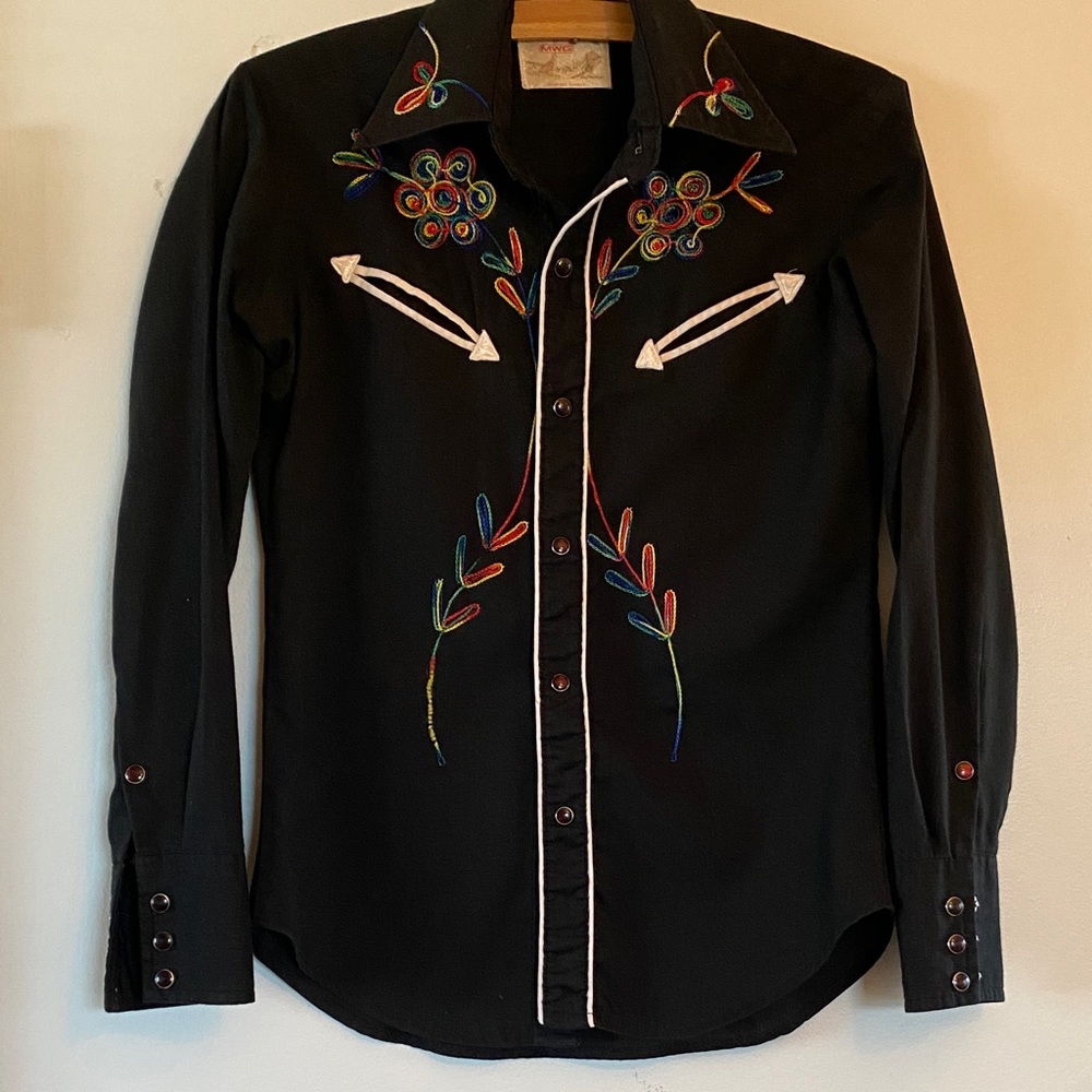 Vintage Embroidered Black Western Shirt